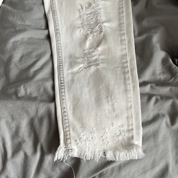 Zara white ankle length jeans. Size 02 - Picture 4 of 6